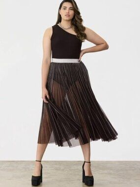 GSTQ Black SunPleated mesh Maxi Skirt with Silver Waistband
